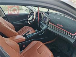 هیۆندای ئەلەنترا